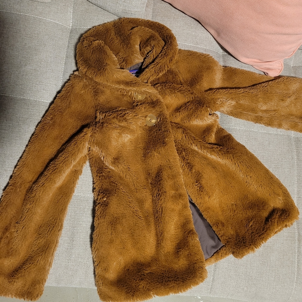Girls Patagonia Fuzzy Coat